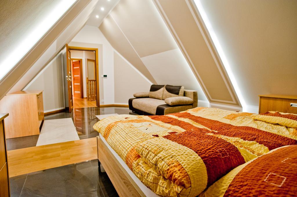 Apartamenty Toporowa Cyrhla Закопане Номер фото